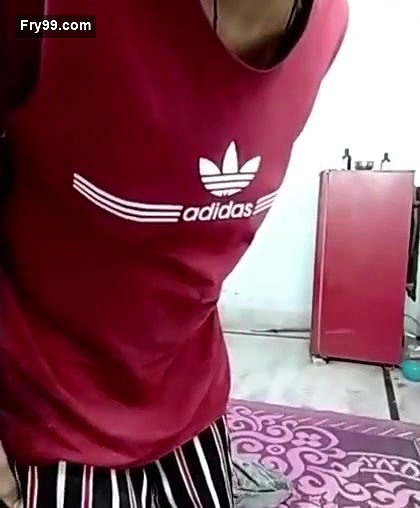 Desi Pregnent Wife Giving Handjob to Hubby