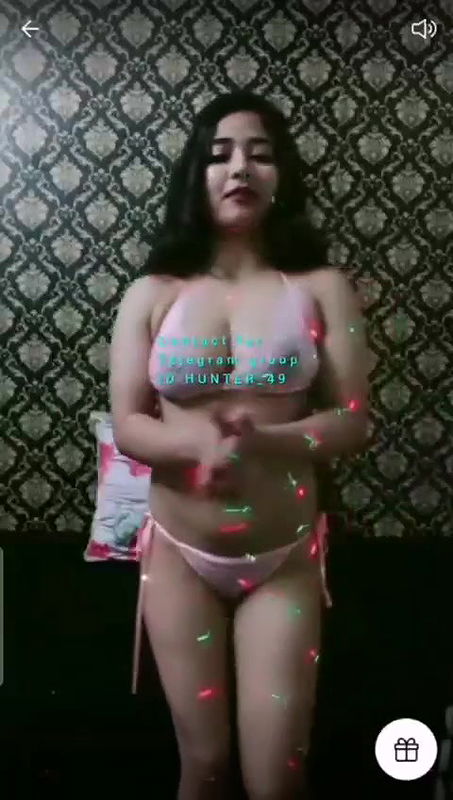 Mary Hanna Getting Full Nude on PREMIUM Tango Live ~ with FACE