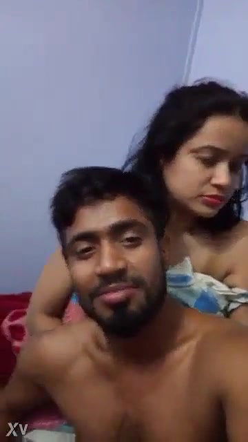 Horny Husband Sucking Girlfriend Boobs