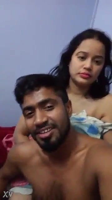 Horny Husband Sucking Girlfriend Boobs