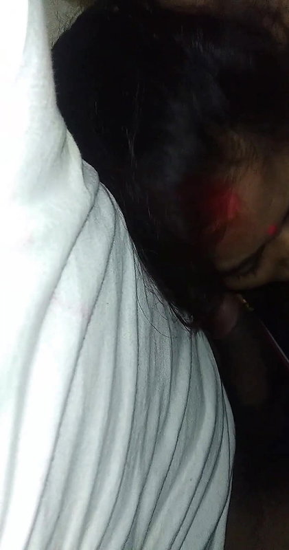 Desi Married Bhabhi Sucking Cock