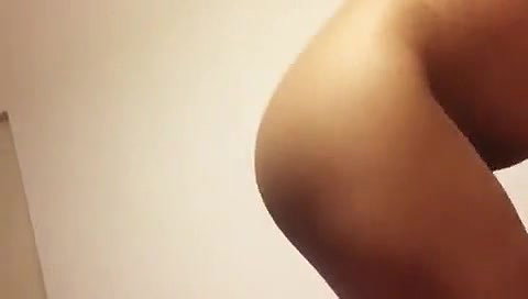 Hot Desi Babe Nude Show