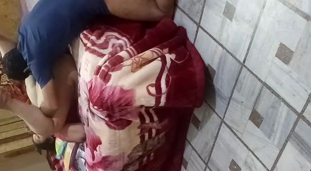 Desi Chubby Bhabhi Pussy Licked By Bf