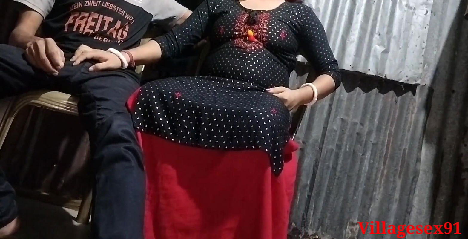 Wife Sex by Selling Boy In There Home In Bora Dhon Fuck