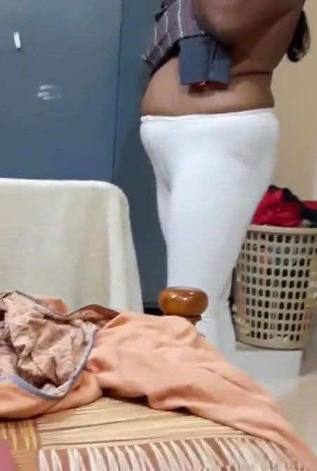 Tamil Bhabhi Strip Cloths