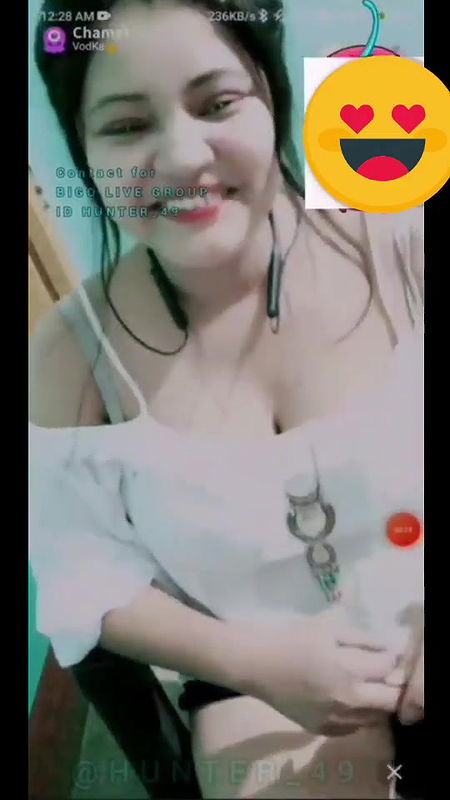 VodKa Getting Full Nude & Fingering on 121 PREMIUM Chamet Live ~ with FACE