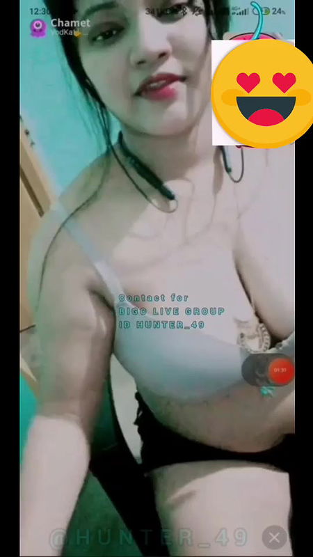 VodKa Getting Full Nude & Fingering on 121 PREMIUM Chamet Live ~ with FACE