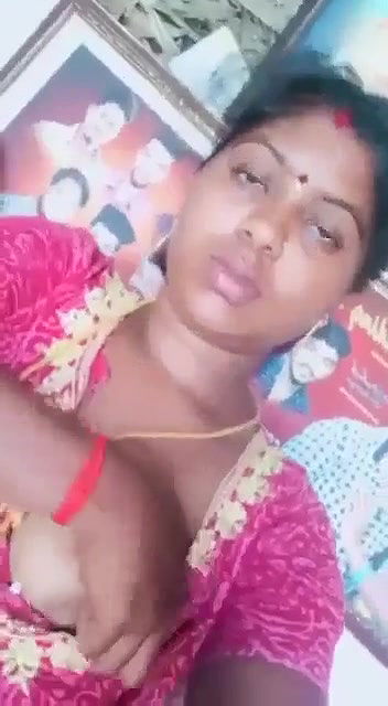 Tamil wife milk boobs topless viral clip