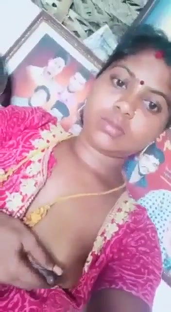 Tamil wife milk boobs topless viral clip