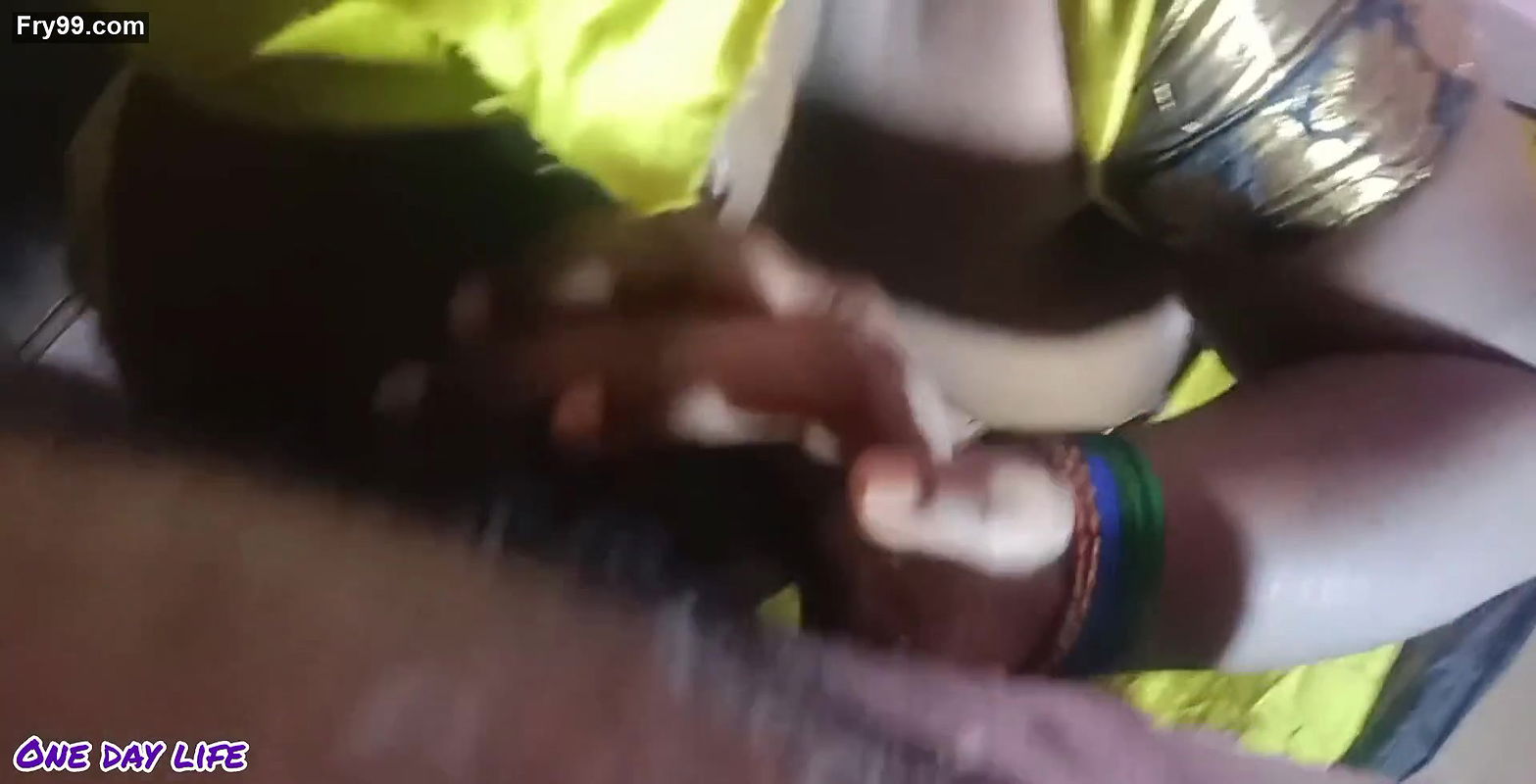 Video of street boy having oral sex with Tamil adulterer