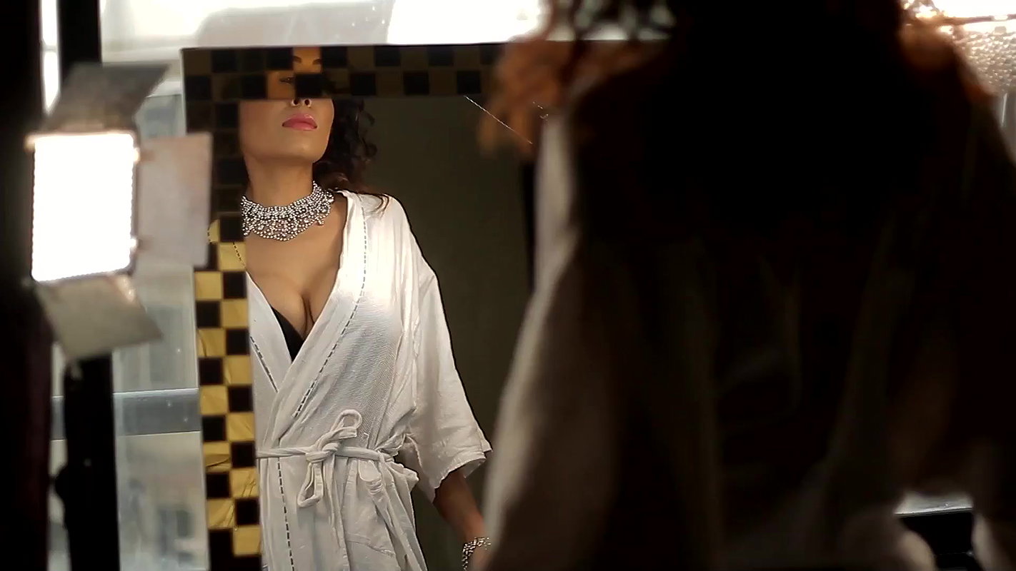 Farrah Kader in extremely bold photoshoots