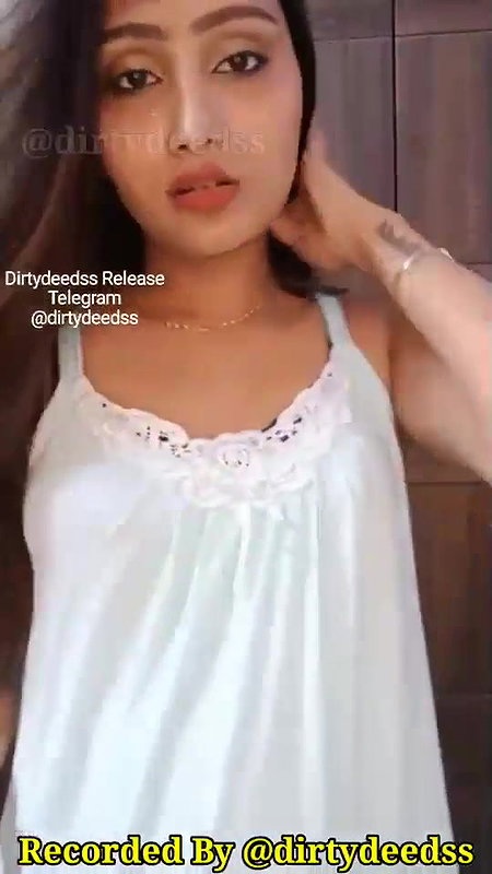 Kajal Showing Boobs on 121 PREMIUM Tango Live ~ with FACE