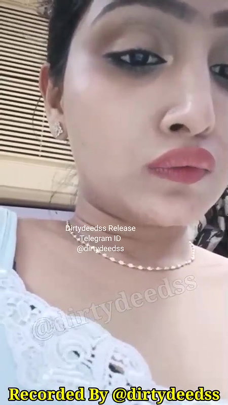 Kajal Showing Boobs on 121 PREMIUM Tango Live ~ with FACE