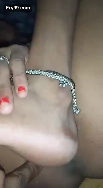 Village mature bhabhi giving