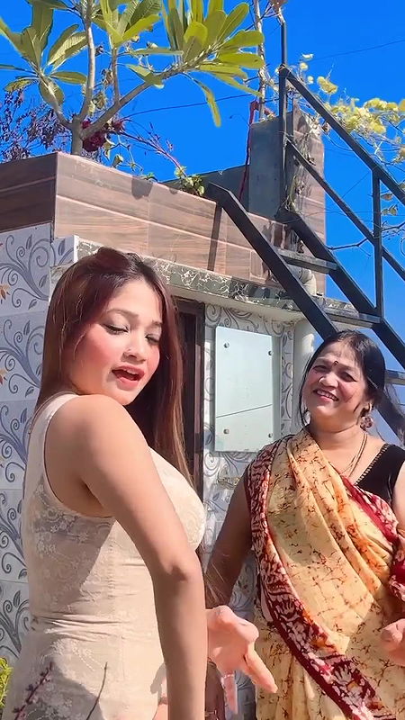 Indrani Sanam’s tight boobs