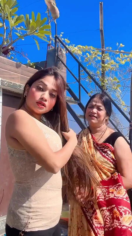 Indrani Sanam’s tight boobs