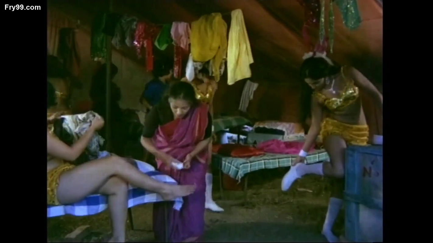 Valarthumrugangal – Compilation: Madhavi & Unknown Actresses??? Hotstar