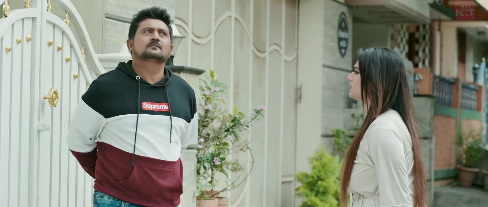 Tanisha Kuppanda All Scenes Undenaama 1080p HD