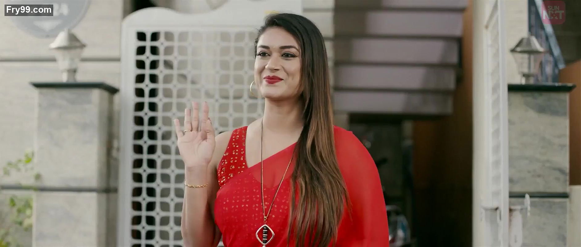 Tanisha Kuppanda All Scenes Undenaama 1080p HD