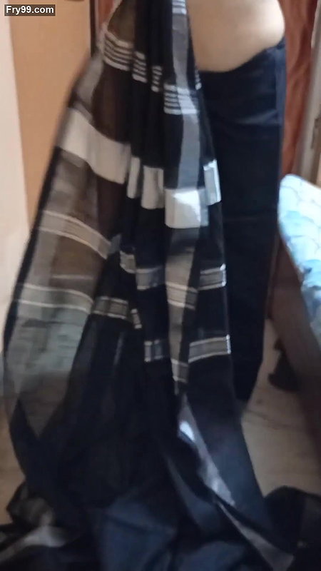 Beautiful Bengali Lady Sexy Navel in black Saree d