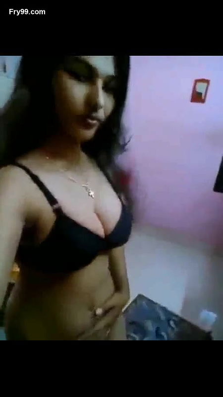 Girl Puja Tango Pvt Show with Face