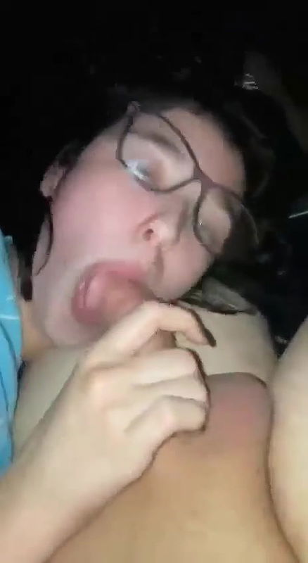 Virgin Cousin Giving a Blowjob Like Crazy