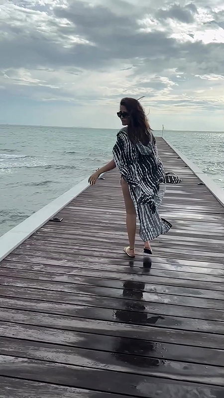 Milf Anasuya Hottest Ever ASSSS,Boobs & Thighs Exposing in White BIKINI -Don’t MISS