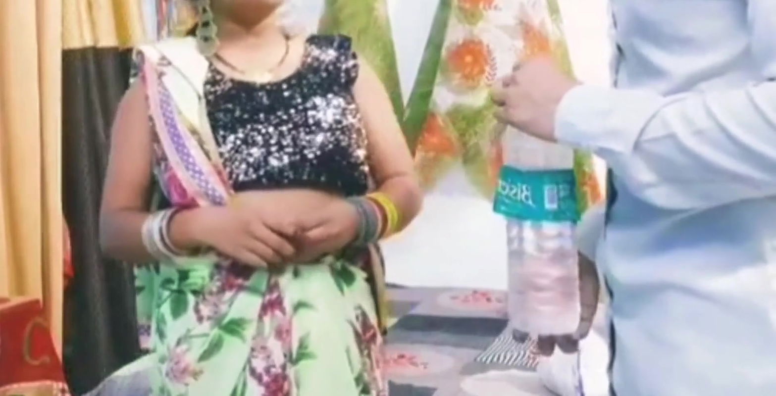 Xxx Indian hindi hot sexy soniya bhabhi. Big boobs and sexy hot ass hot fucking. Hindi video