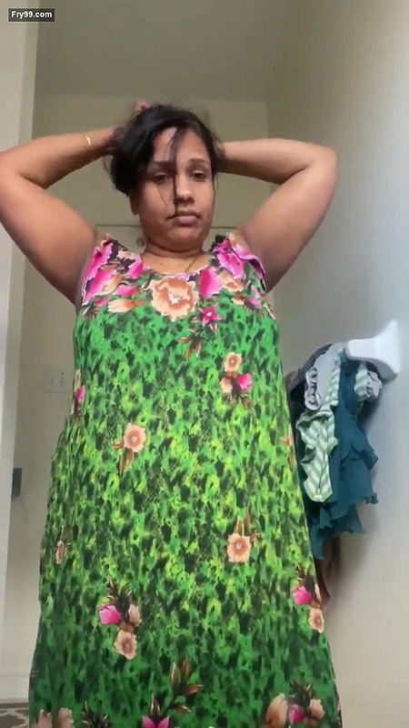 Desi village aunty nice body