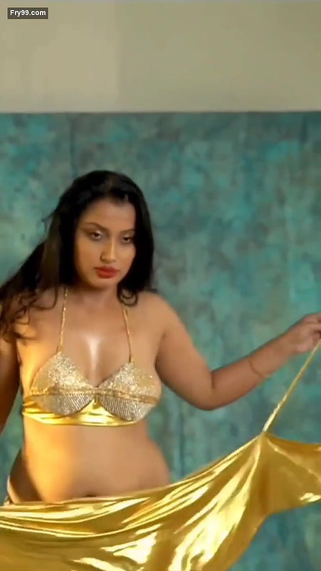 Desi sexy model hot bkni