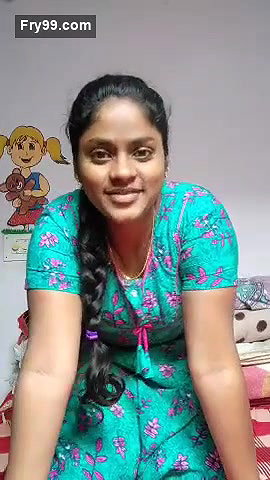 Desi village bhabi shw her evrything