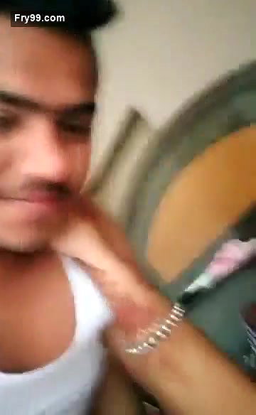 HORNY COUPLE CUTE GF HAVING FUN