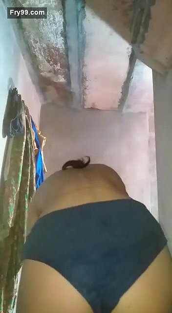 Cute Desi Girl Shows Boobs