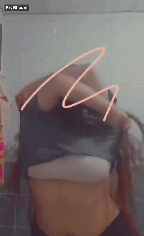 Paki Girl showing Her Bigboobs