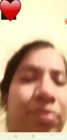 Desi Girl Showing Boobs on Video Call