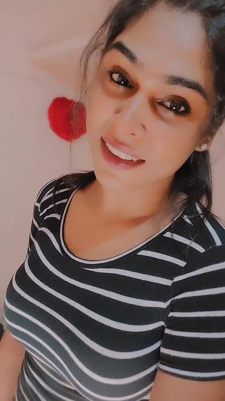 Avantika looking hot – 2 vids