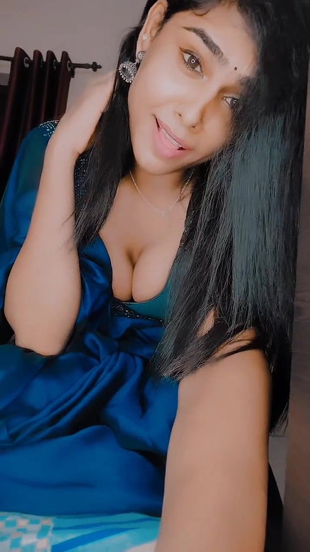 Avantika looking hot – 2 vids