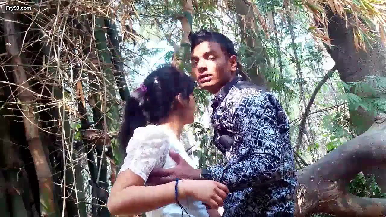Indian Girl Open Air Romance – Movies