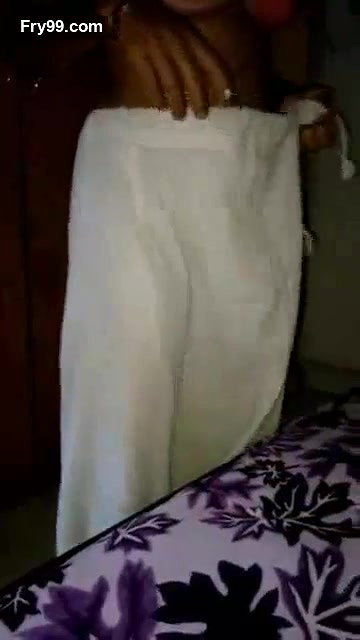 Desi Aunty Stripping Sari For Sex – Movies
