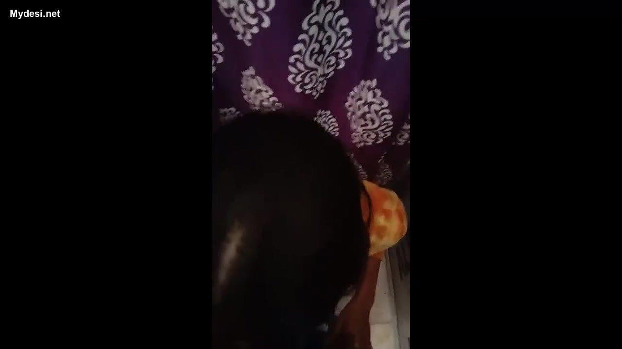 Cute indian girlfriend blowjob