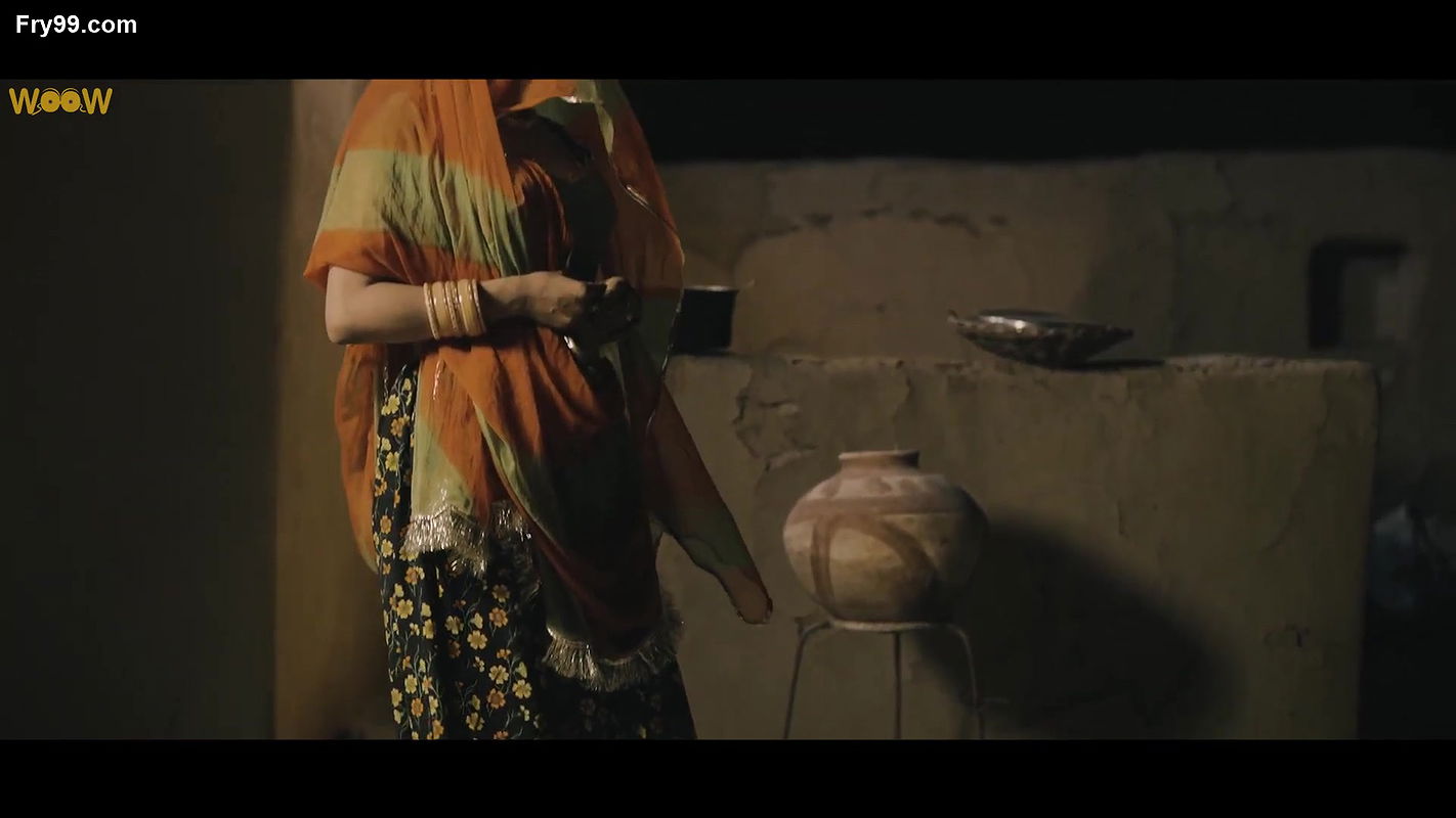 Gaon Ki Biwi -Woow E01-4