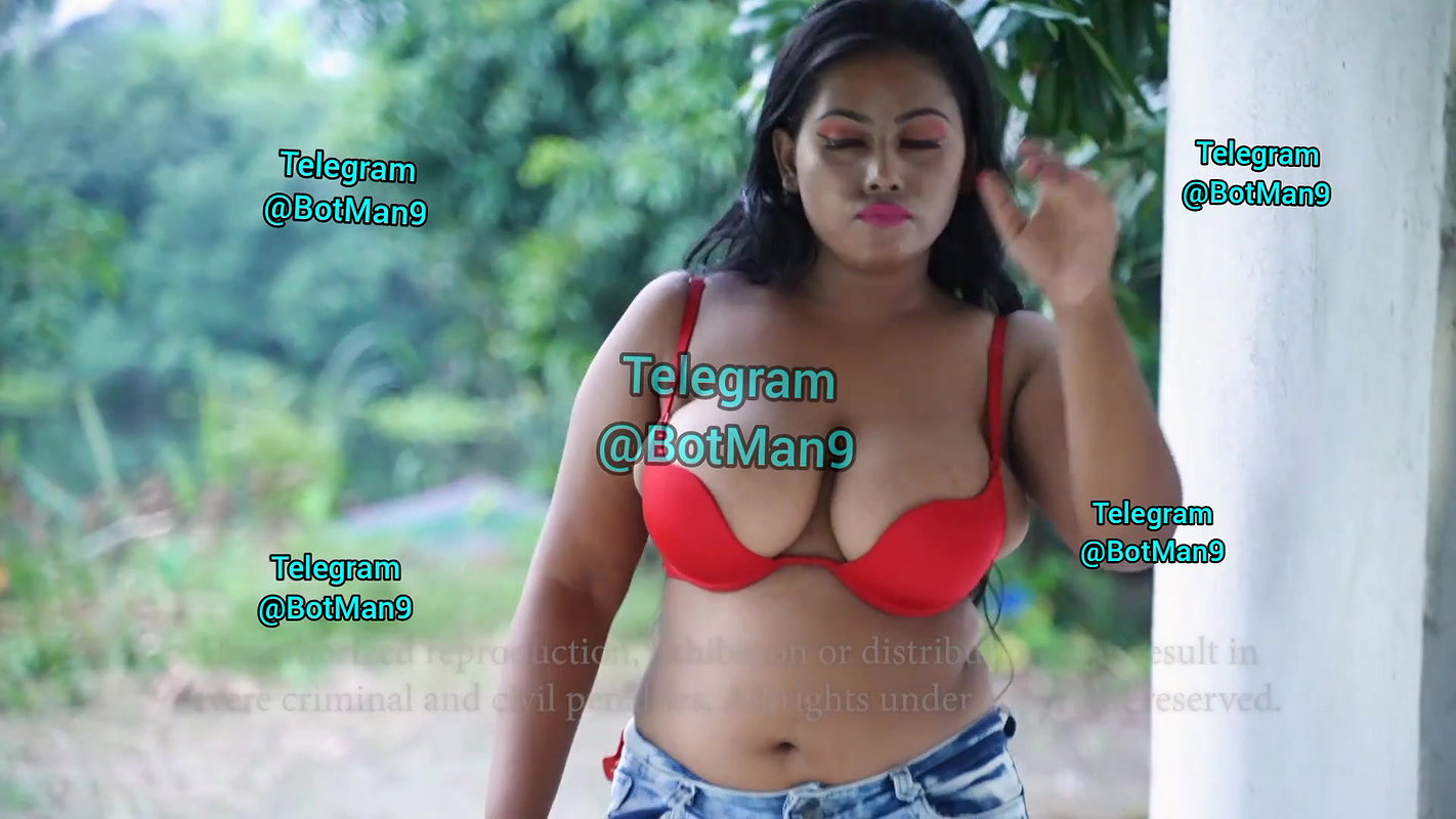 Sreetama Red Bra Uncut