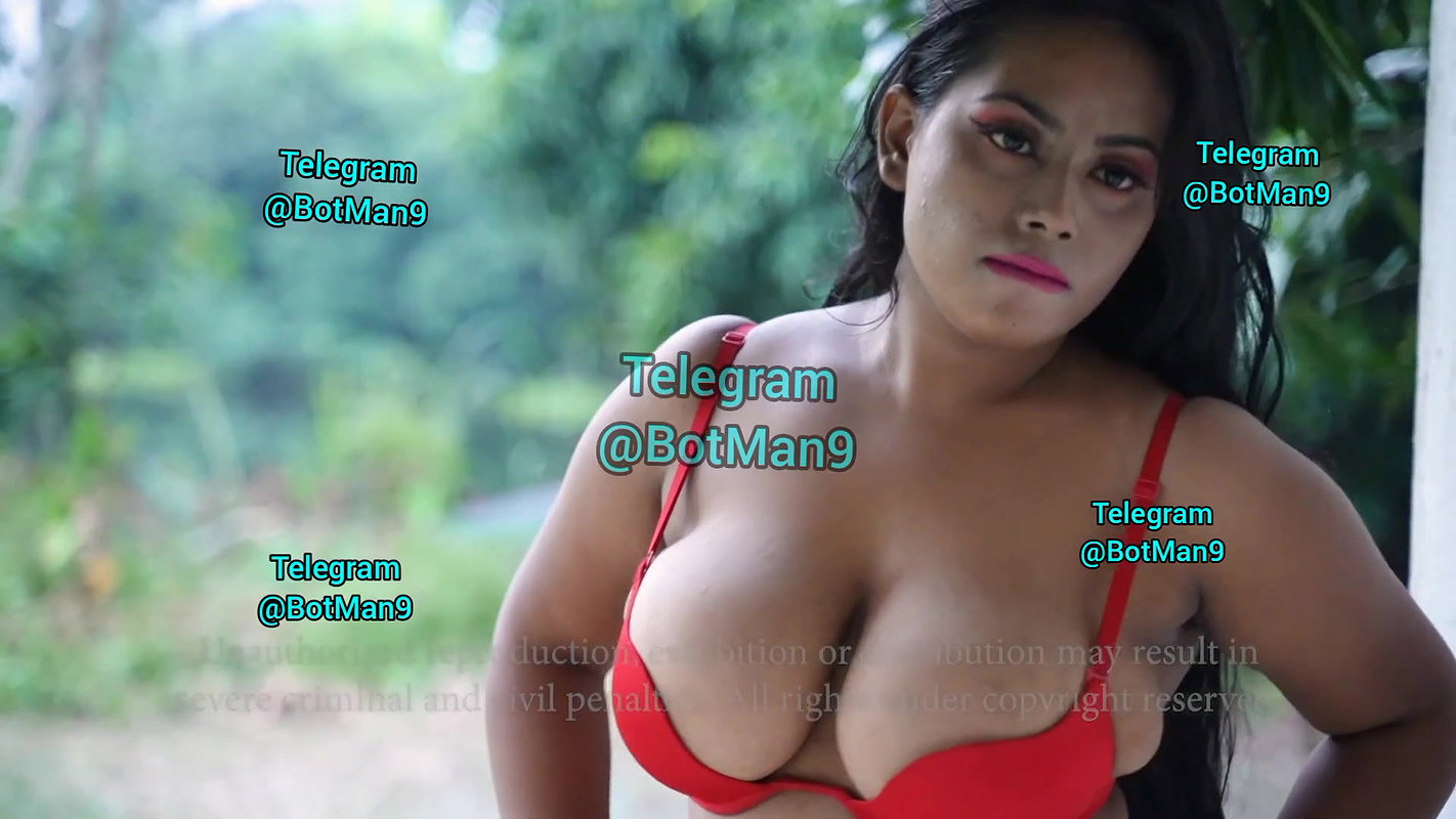Sreetama Red Bra Uncut