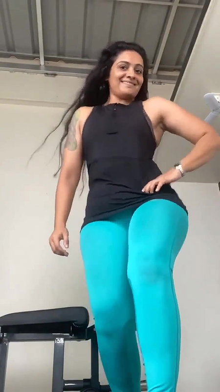 Divorced hot maami Meera vasudevan swollen pussy armpit thighs ass show