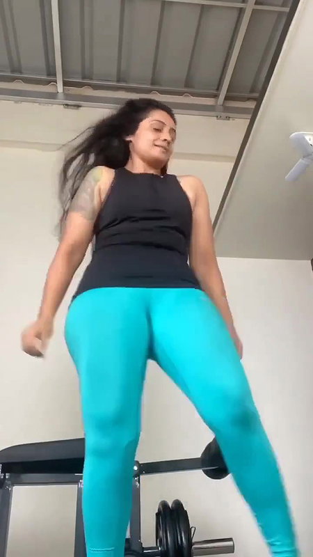 Divorced hot maami Meera vasudevan swollen pussy armpit thighs ass show