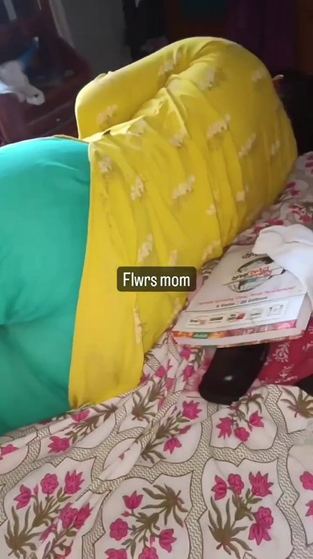 Studying girl show her clearly ass