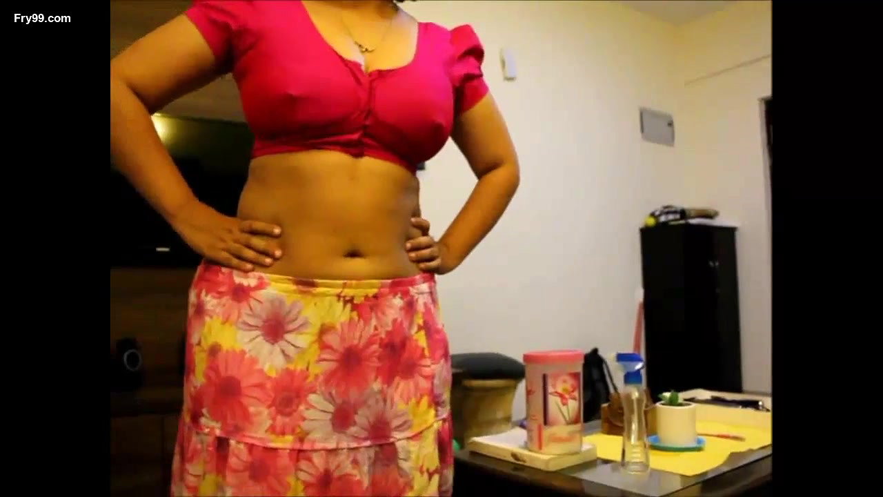Beautiful Indian Bhabhi Handjob – Movies
