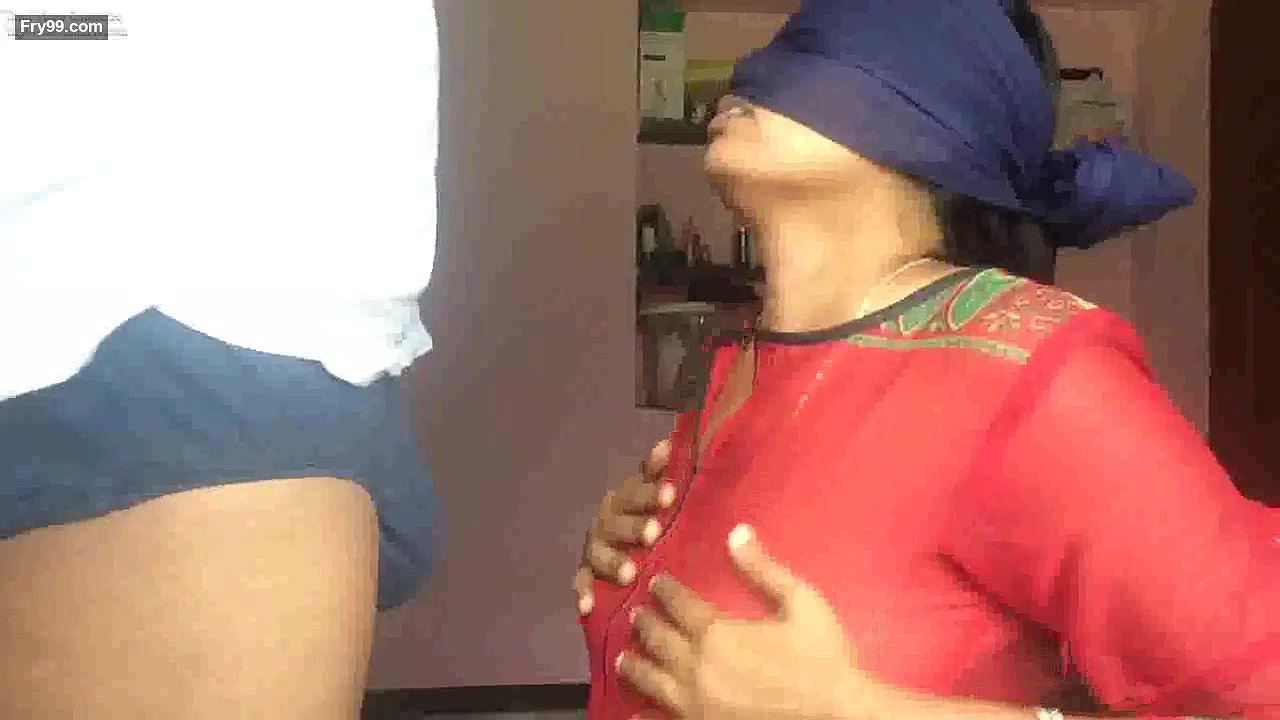 Sexy Bhabhi Streching Pussy Lips – Movies