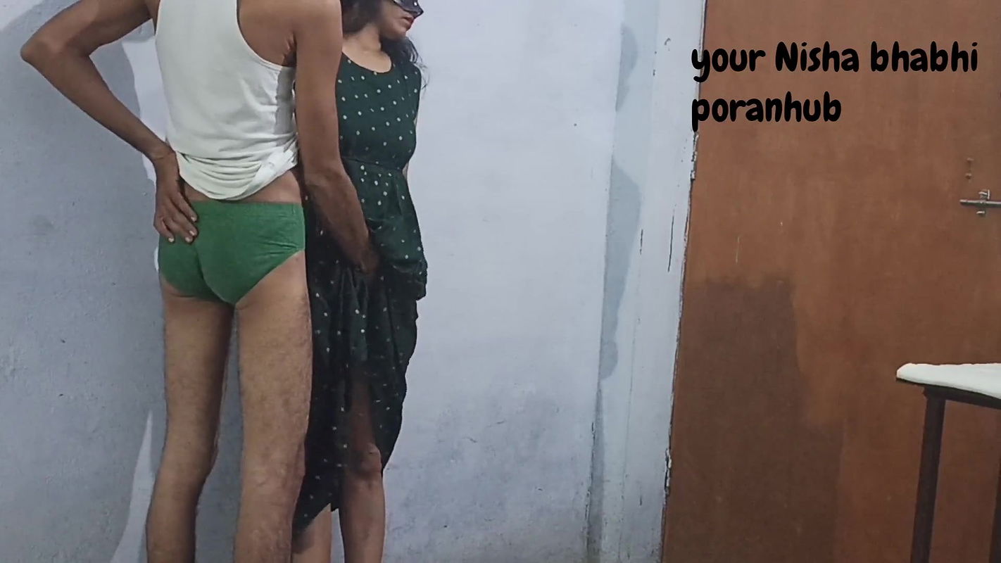 Bhabhi s new style super fisting