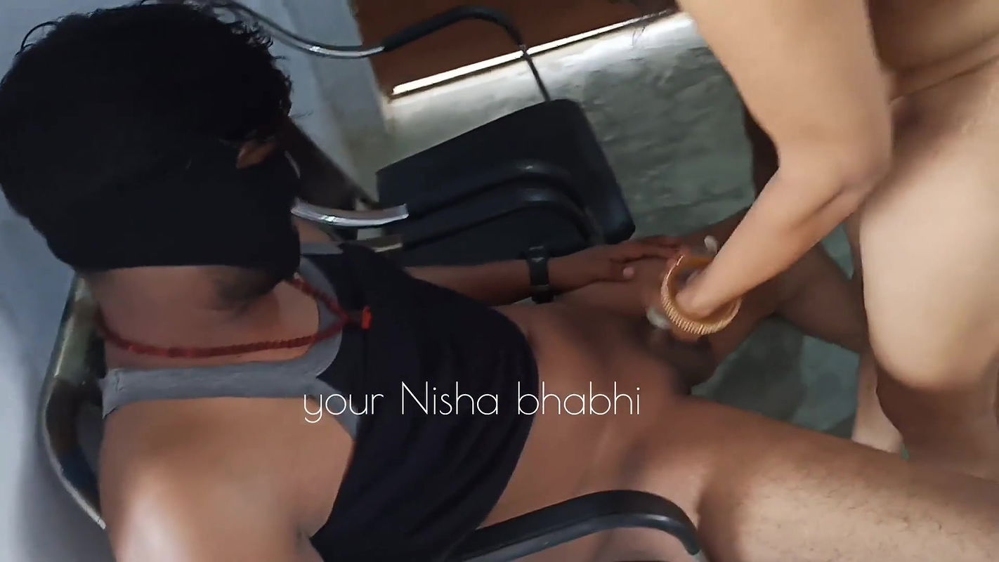 Desi bhabhi ki super Anal threesome